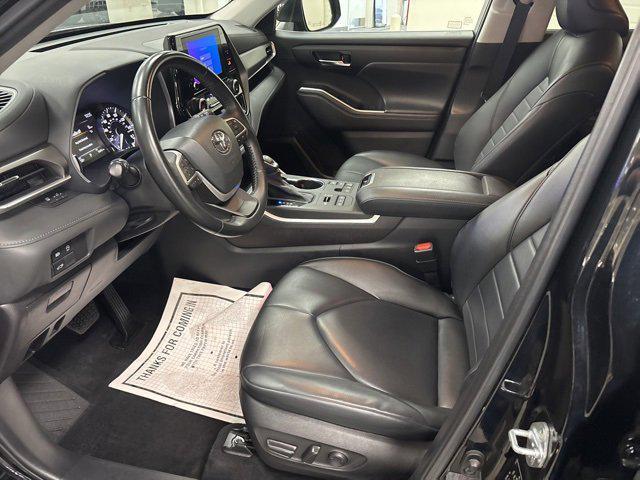 used 2023 Toyota Highlander car, priced at $36,400