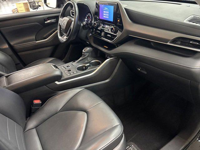 used 2023 Toyota Highlander car, priced at $36,400