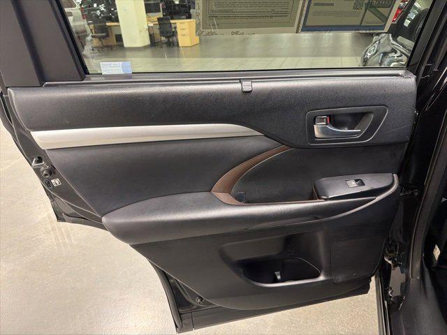 used 2018 Toyota Highlander car, priced at $19,500