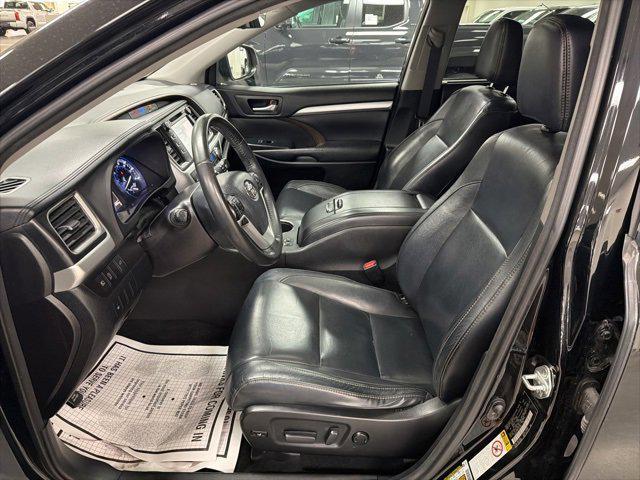 used 2018 Toyota Highlander car, priced at $19,500