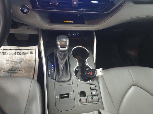 used 2023 Toyota Highlander Hybrid car, priced at $39,600