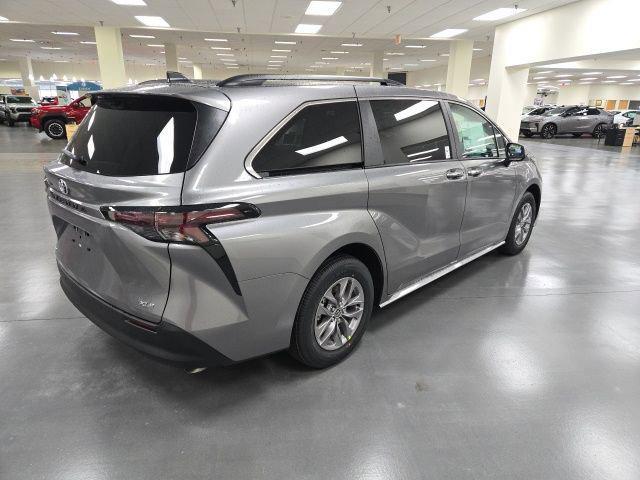 new 2026 Toyota Sienna car, priced at $49,360