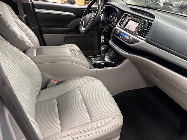 used 2015 Toyota Highlander car, priced at $15,300