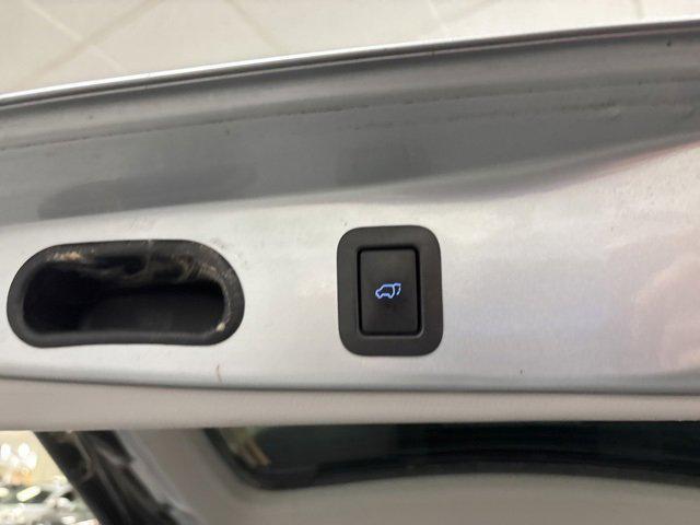 used 2015 Toyota Highlander car, priced at $15,300