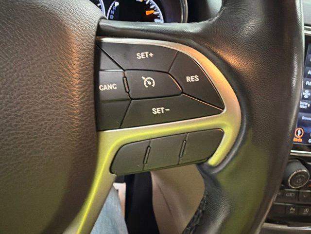 used 2020 Jeep Grand Cherokee car, priced at $18,948