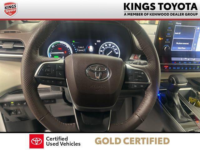 used 2024 Toyota Sienna car, priced at $54,000