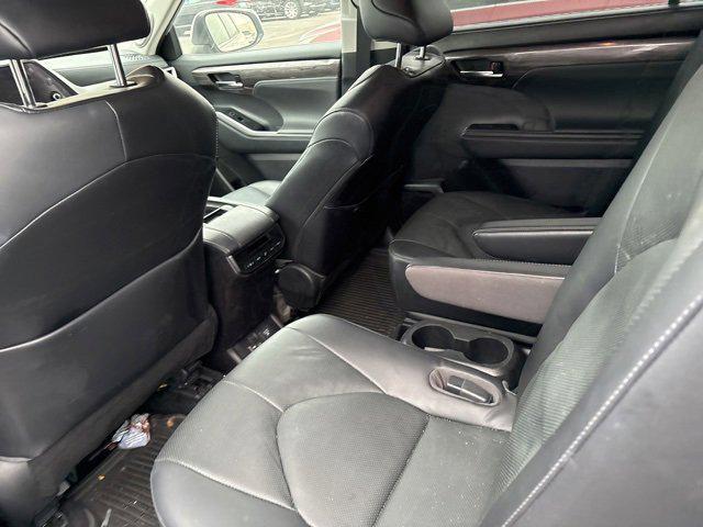 used 2023 Toyota Highlander Hybrid car, priced at $40,500