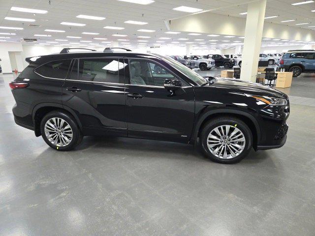 new 2026 Toyota Highlander Hybrid car, priced at $57,808