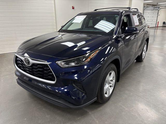 used 2023 Toyota Highlander car, priced at $31,800