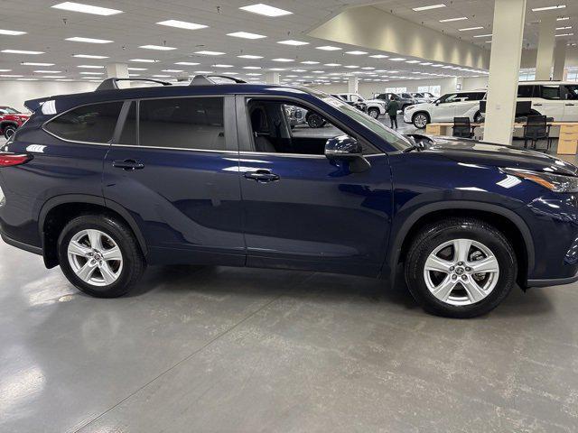 used 2023 Toyota Highlander car, priced at $34,000