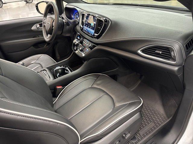 used 2025 Chrysler Pacifica car, priced at $46,900