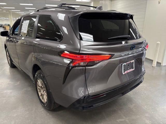 used 2022 Toyota Sienna car, priced at $33,248