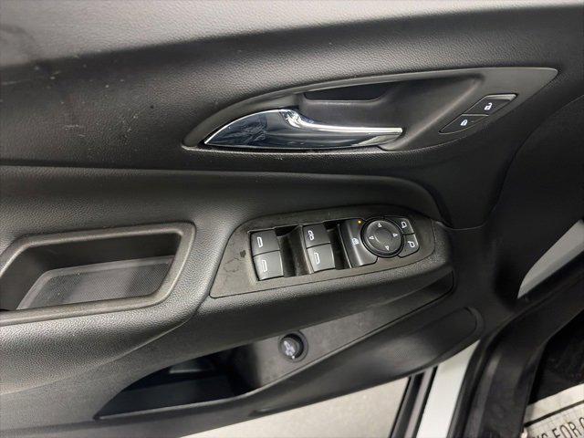 used 2023 Chevrolet Equinox car, priced at $18,800
