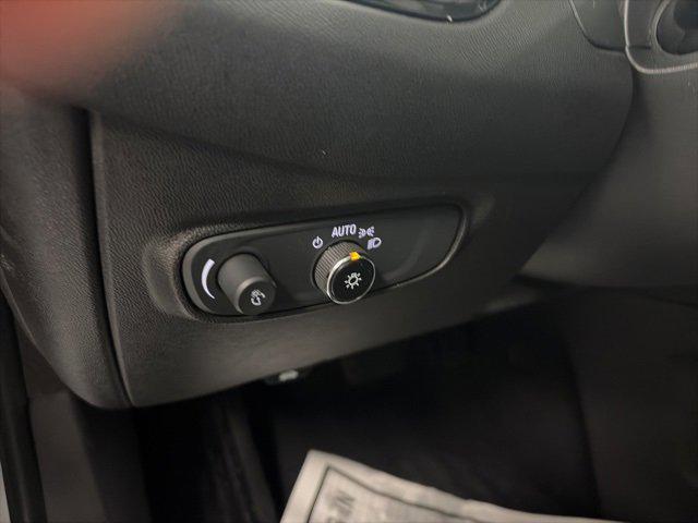 used 2023 Chevrolet Equinox car, priced at $18,800