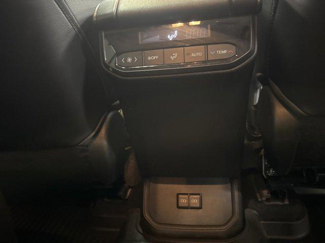 used 2022 Toyota Highlander Hybrid car, priced at $34,000