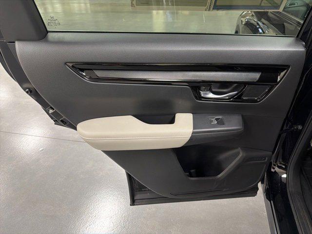 used 2025 Honda CR-V car, priced at $32,400