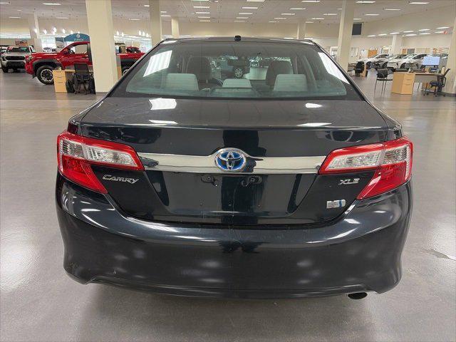 used 2014 Toyota Camry Hybrid car, priced at $9,300