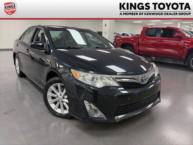 used 2014 Toyota Camry Hybrid car, priced at $9,300