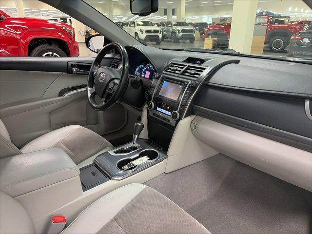 used 2014 Toyota Camry Hybrid car, priced at $9,300
