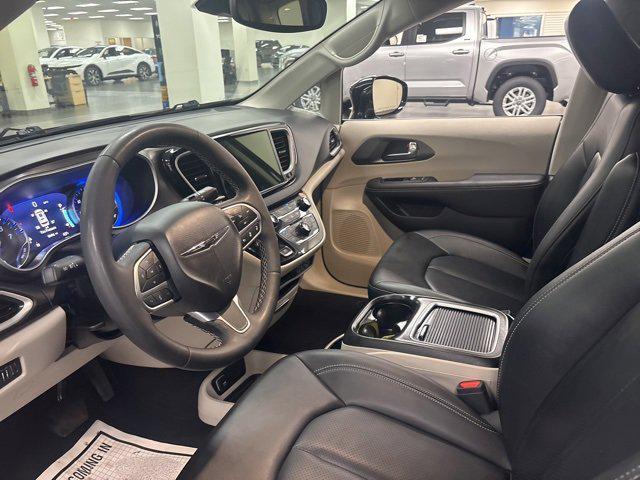 used 2024 Chrysler Pacifica car, priced at $27,400