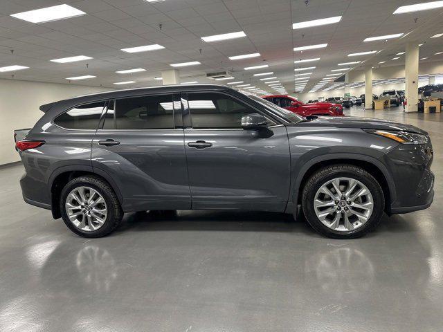 used 2020 Toyota Highlander car, priced at $30,000