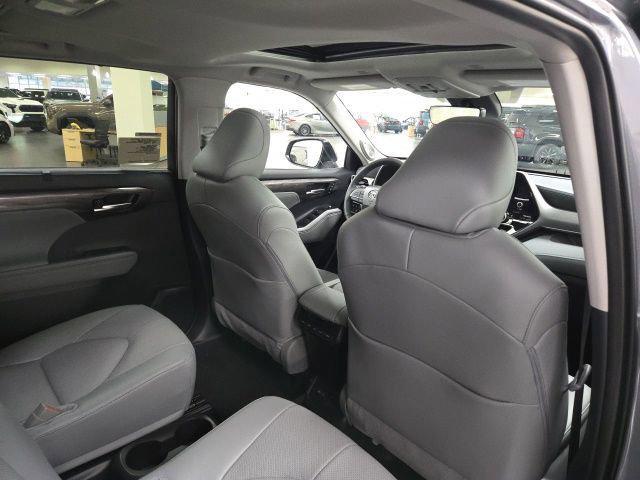 new 2026 Toyota Highlander car, priced at $55,430