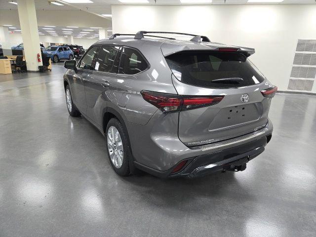 new 2026 Toyota Highlander car, priced at $55,430