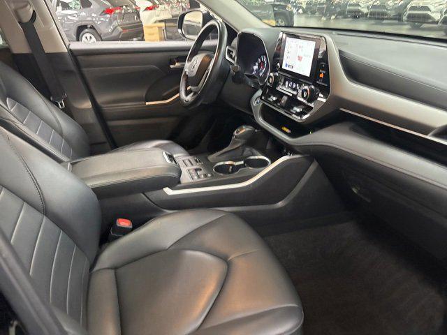 used 2019 Toyota Highlander car, priced at $22,000