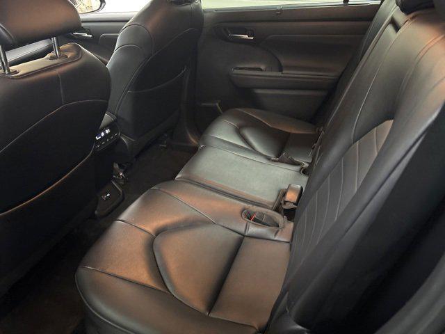 used 2019 Toyota Highlander car, priced at $22,000