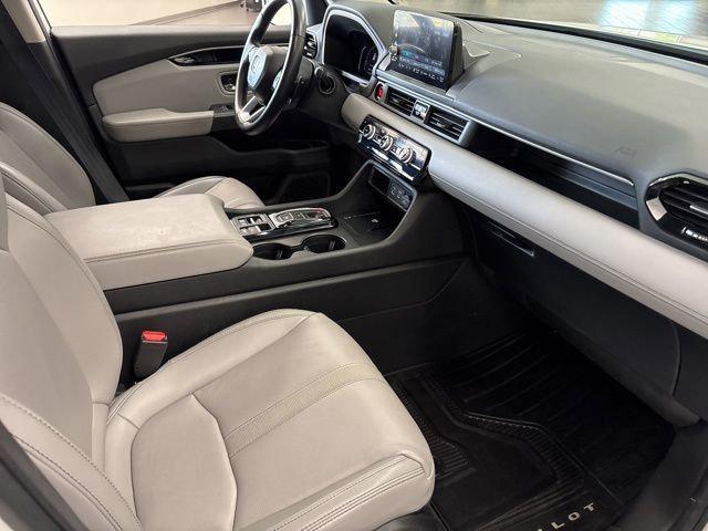used 2023 Honda Pilot car, priced at $37,600