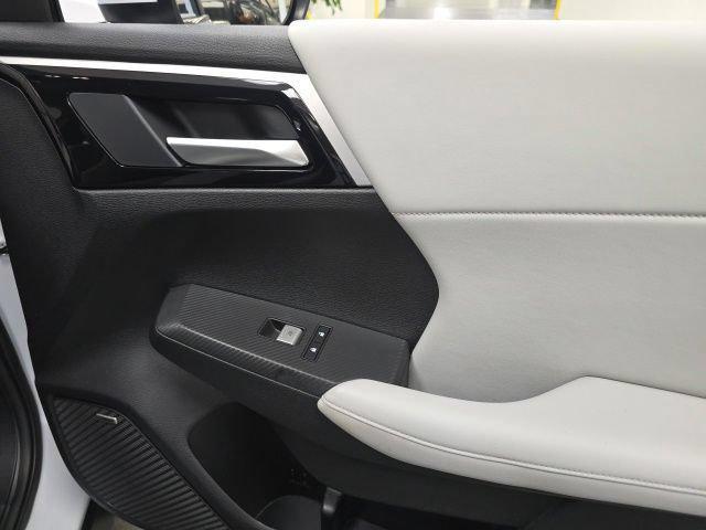 used 2025 Mitsubishi Outlander car, priced at $25,248