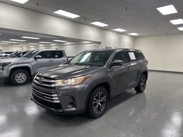 used 2017 Toyota Highlander car, priced at $16,400
