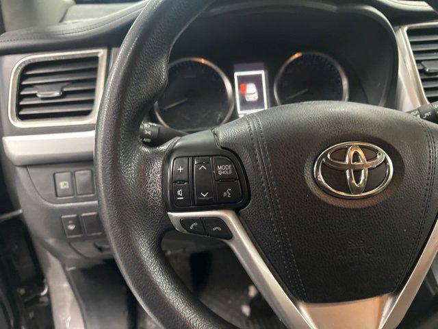 used 2017 Toyota Highlander car, priced at $16,400