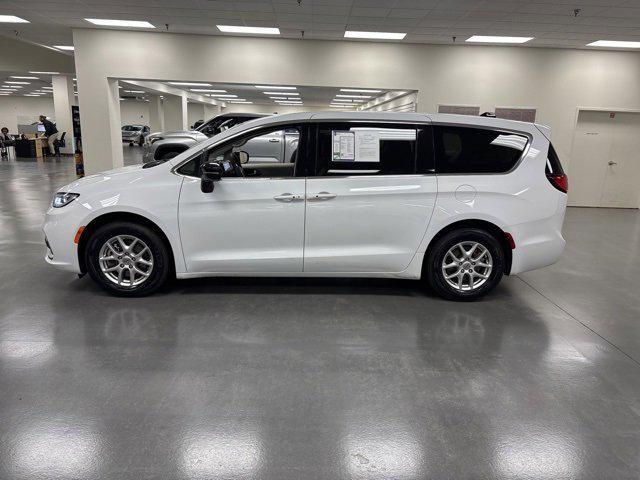 used 2024 Chrysler Pacifica car, priced at $27,000