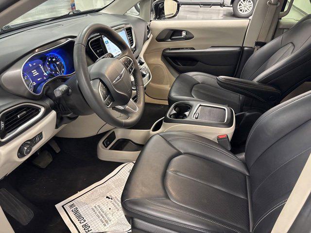 used 2024 Chrysler Pacifica car, priced at $27,000
