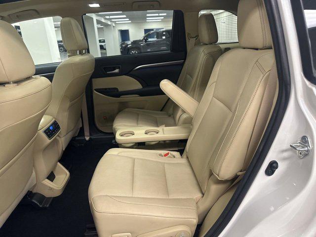 used 2015 Toyota Highlander car, priced at $18,800