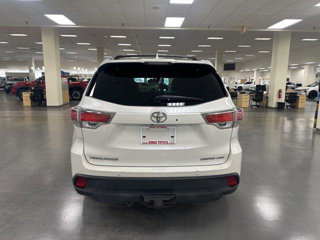 used 2015 Toyota Highlander car, priced at $18,800
