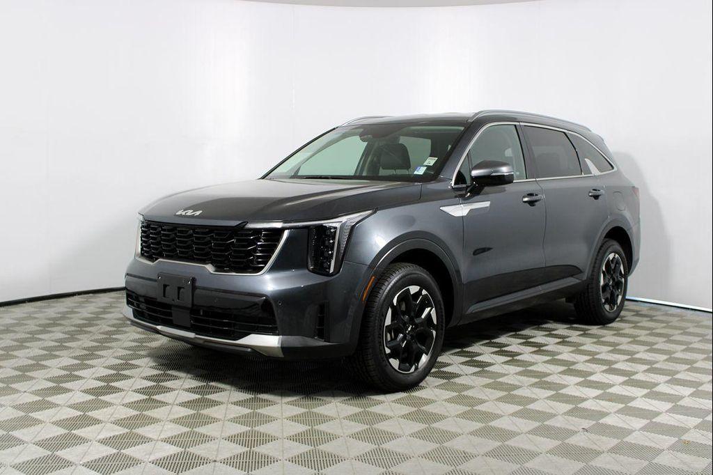 used 2024 Kia Sorento car, priced at $26,343