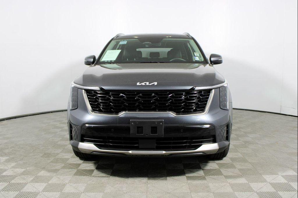used 2024 Kia Sorento car, priced at $26,343