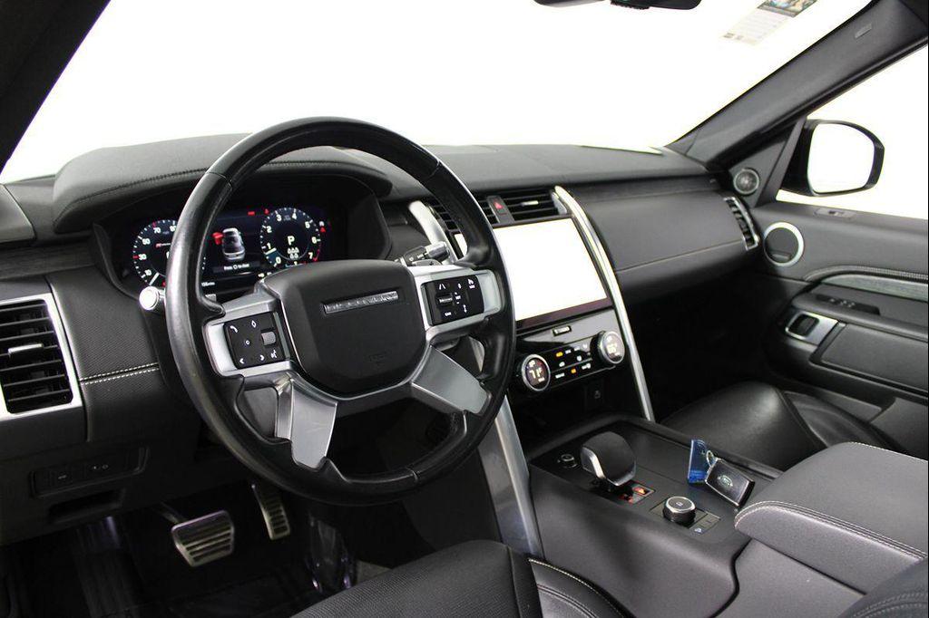 used 2022 Land Rover Discovery car, priced at $28,223