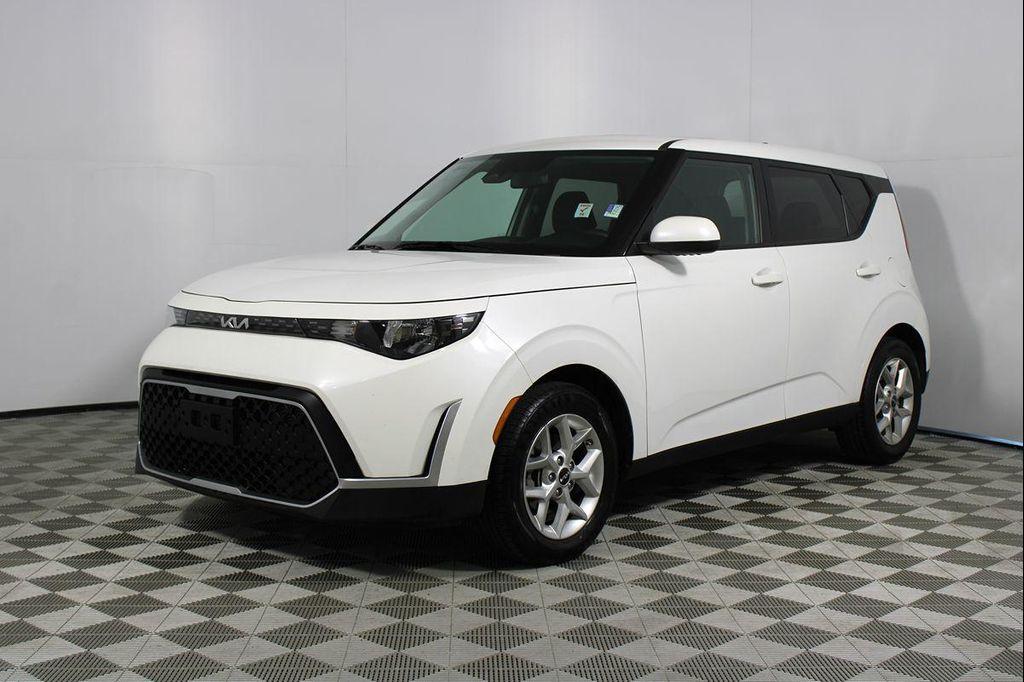 used 2024 Kia Soul car, priced at $15,094