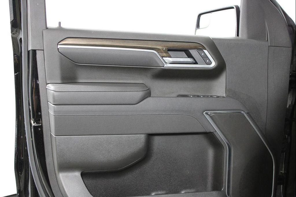 used 2025 Chevrolet Silverado 1500 car, priced at $39,794