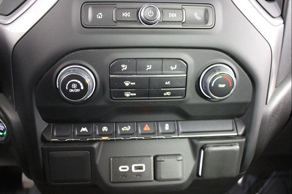 used 2024 Chevrolet Silverado 1500 car, priced at $32,514