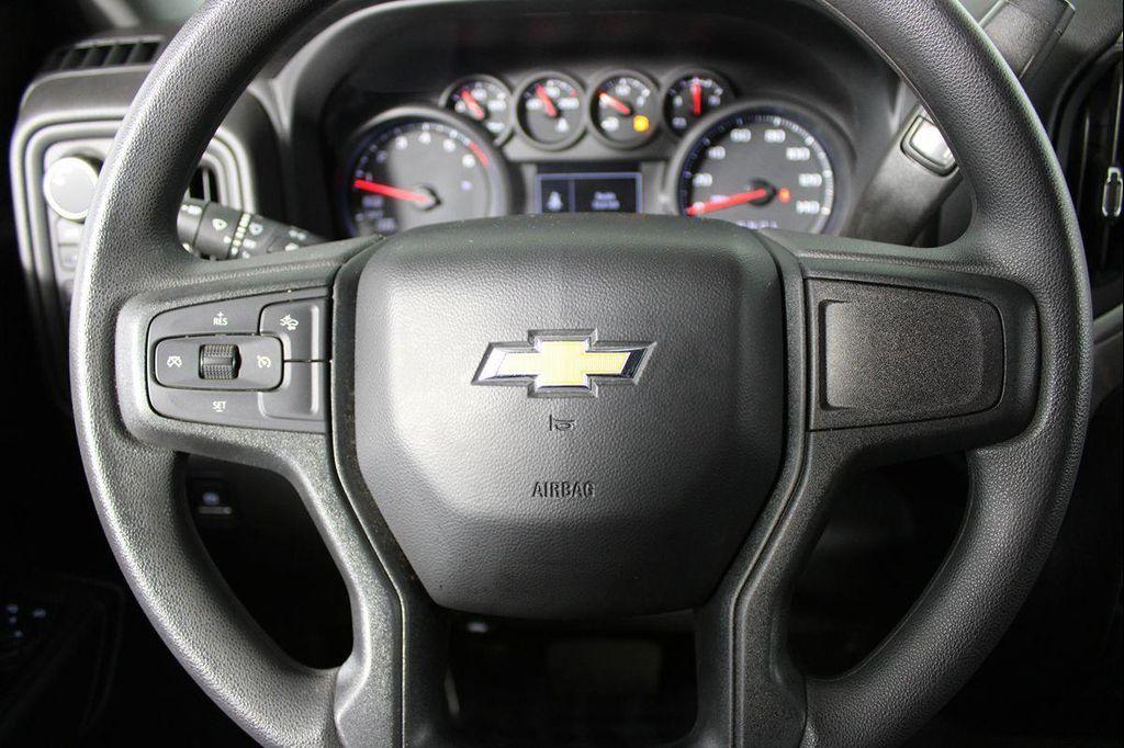 used 2024 Chevrolet Silverado 1500 car, priced at $32,514