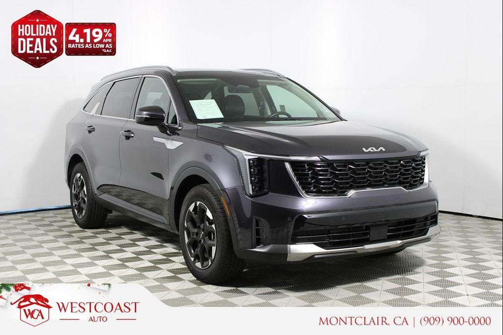 used 2025 Kia Sorento car, priced at $29,296