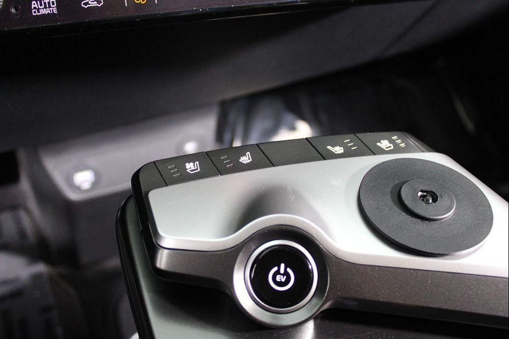 used 2024 Kia EV6 car, priced at $23,264