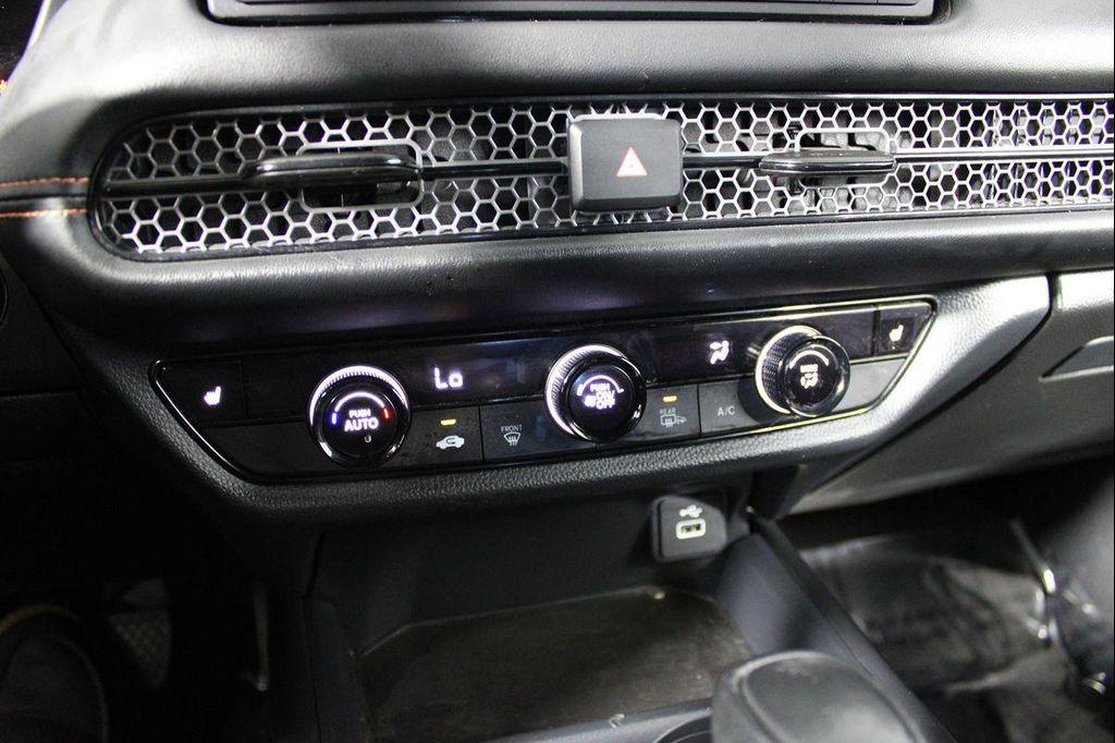 used 2025 Honda HR-V car, priced at $23,080