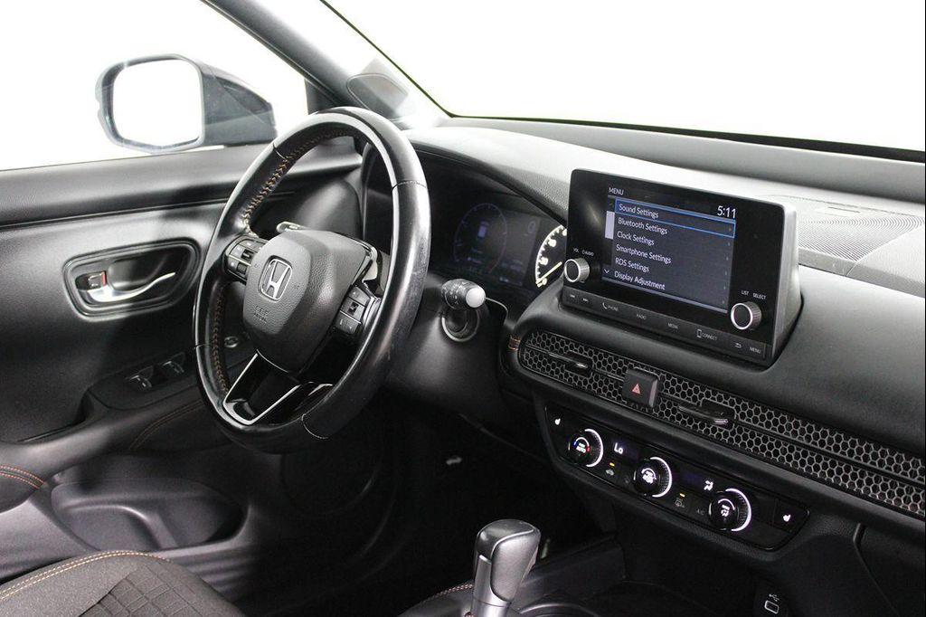 used 2025 Honda HR-V car, priced at $23,080