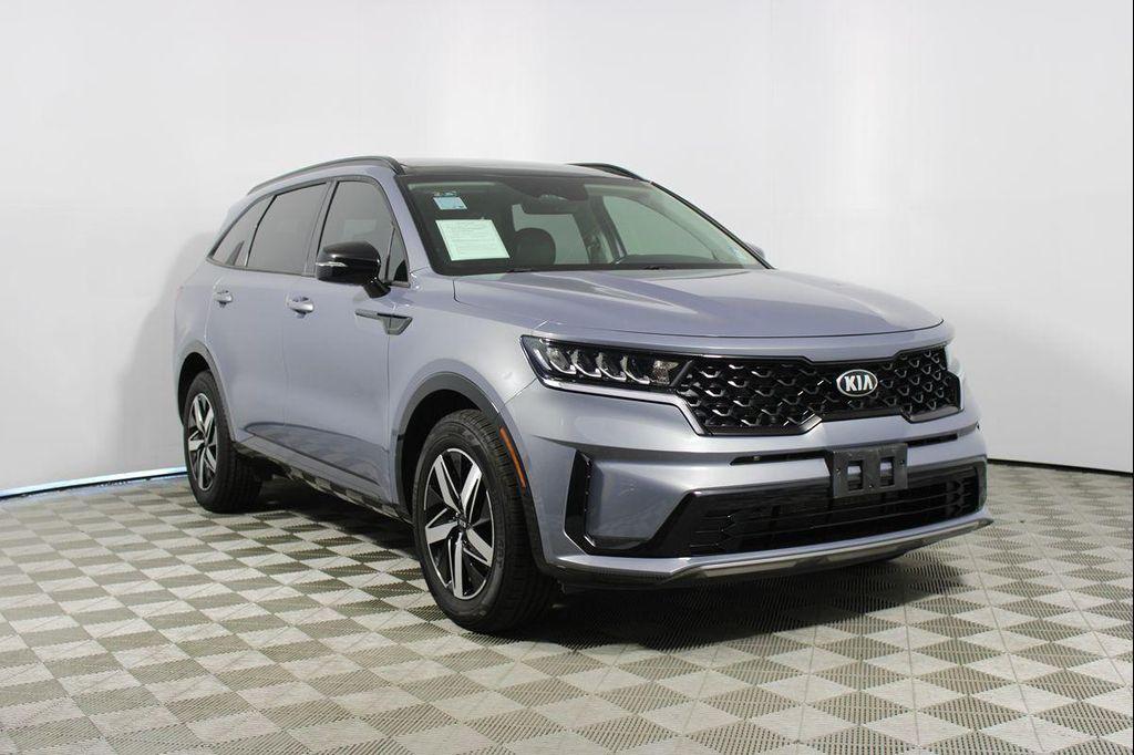 used 2021 Kia Sorento car, priced at $19,808
