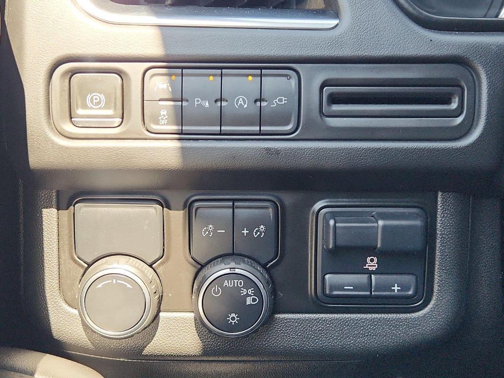 used 2021 Chevrolet Tahoe car, priced at $29,692